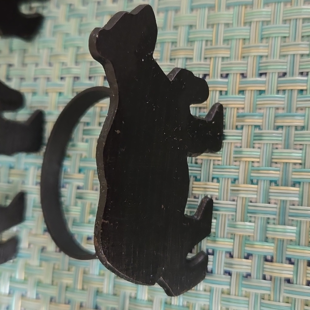 Black Bear metal Napkin Rings - Picture 6 of 7